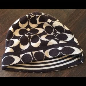 Reversible Coach Knit Beanie- Brown